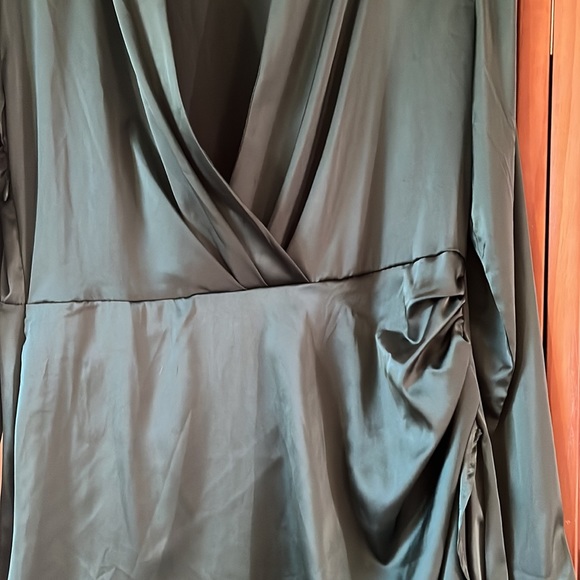 NWT Cider Green Silk Dress - Picture 2 of 5